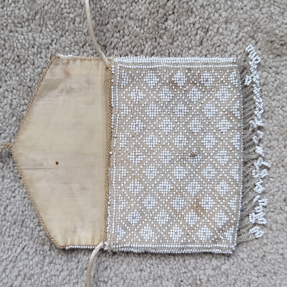 Antique Beaded Diamond Patterned Evening Bag - Picture 8 of 13